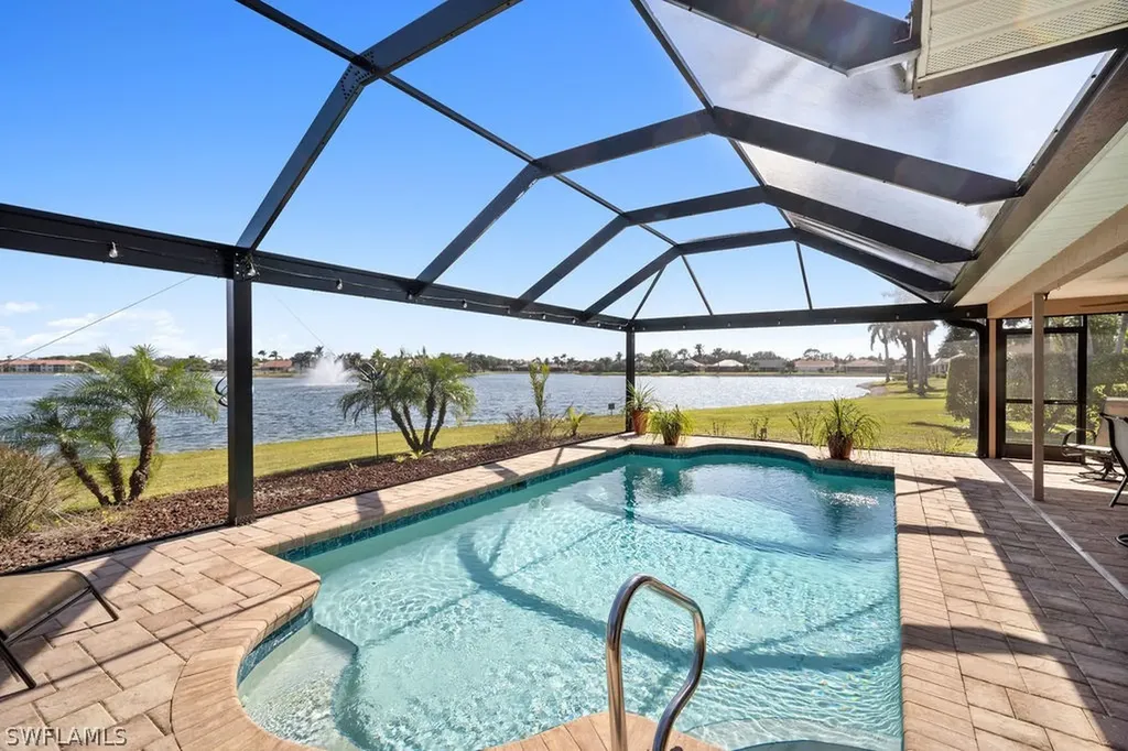 704 Belville Boulevard Naples FL 34104