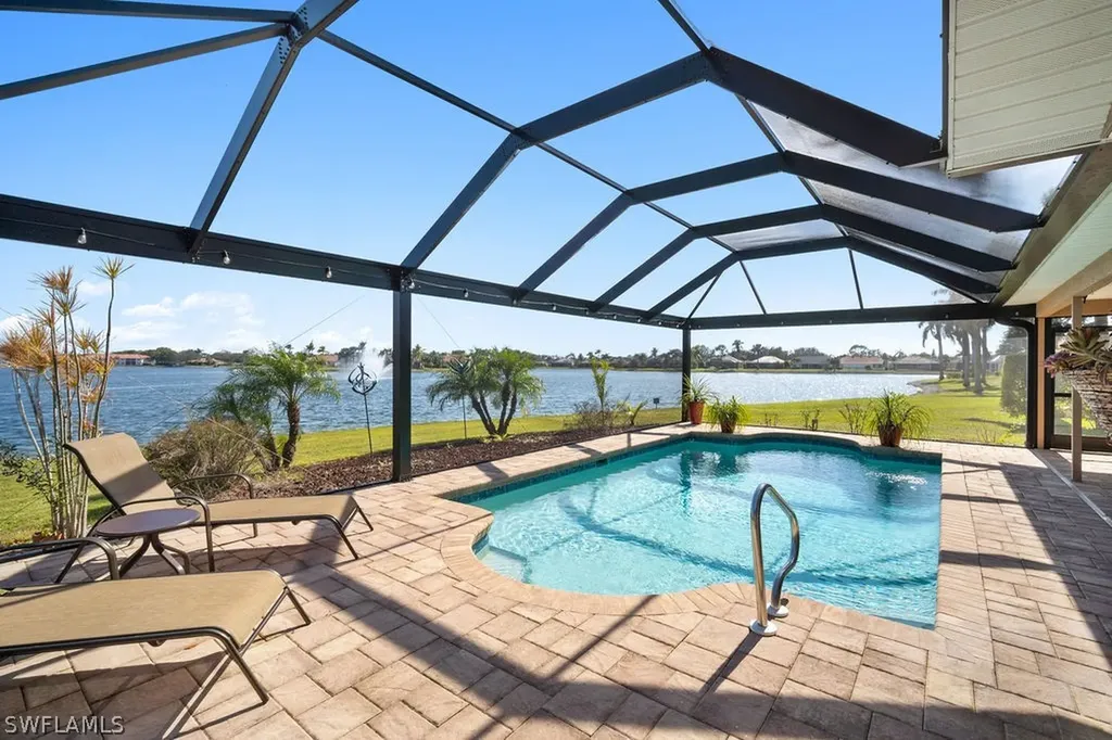 704 Belville Boulevard Naples FL 34104
