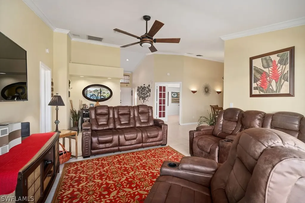 704 Belville Boulevard Naples FL 34104