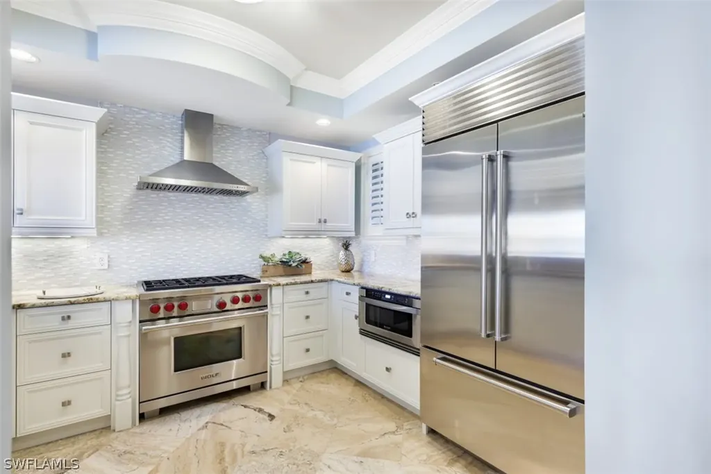 221 Harbour Drive Naples FL 34103