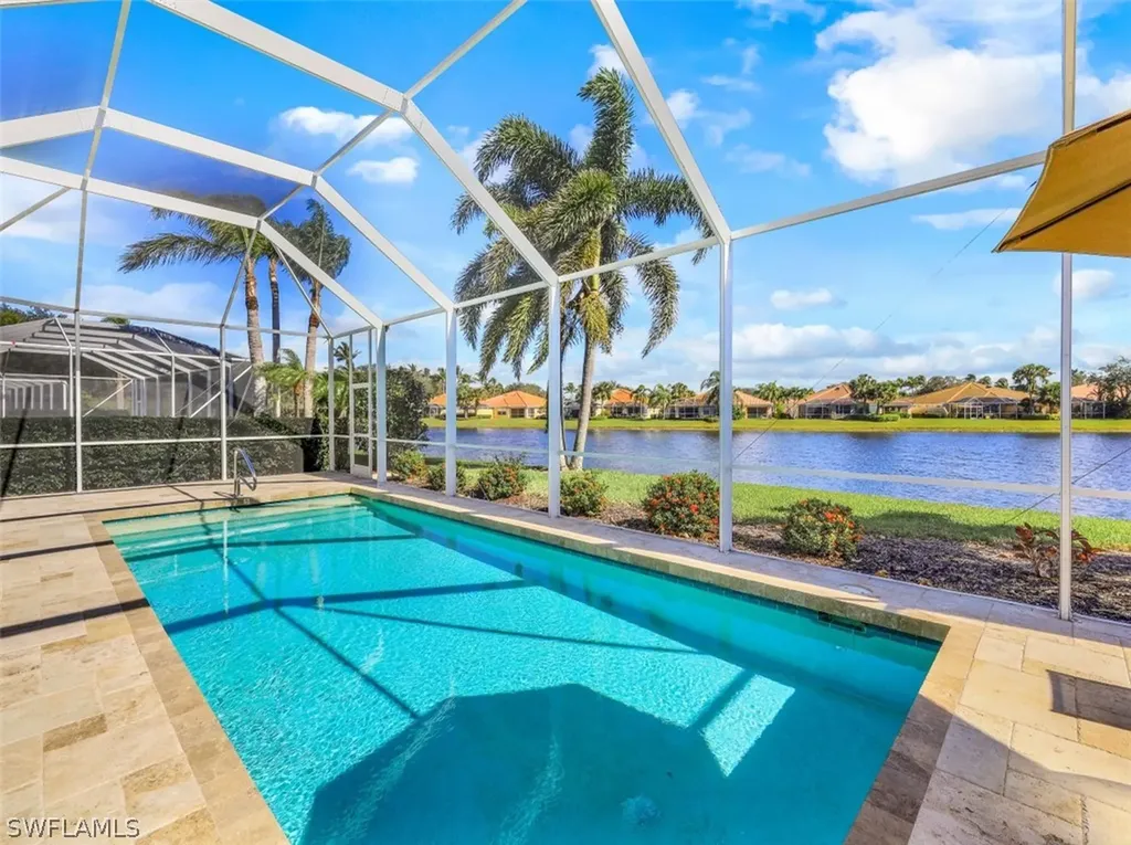 4334 Queen Elizabeth Way Naples FL 34119