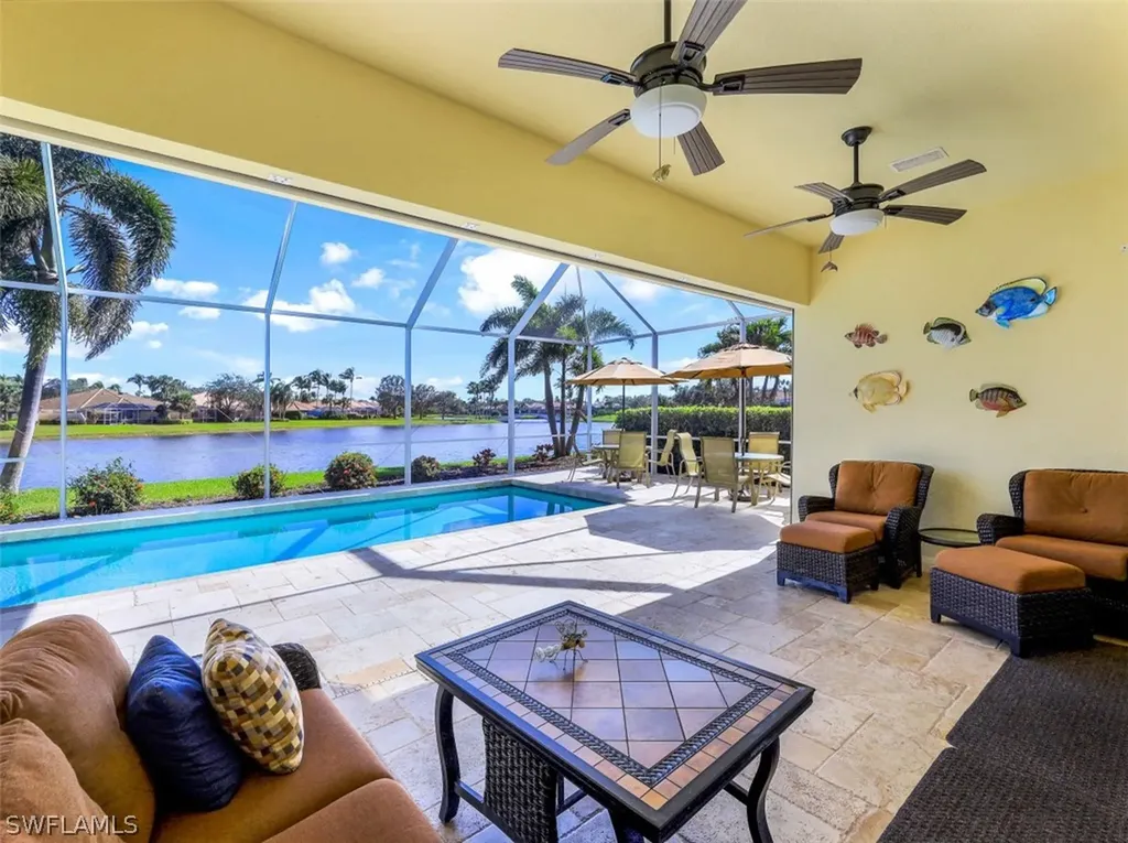 4334 Queen Elizabeth Way Naples FL 34119