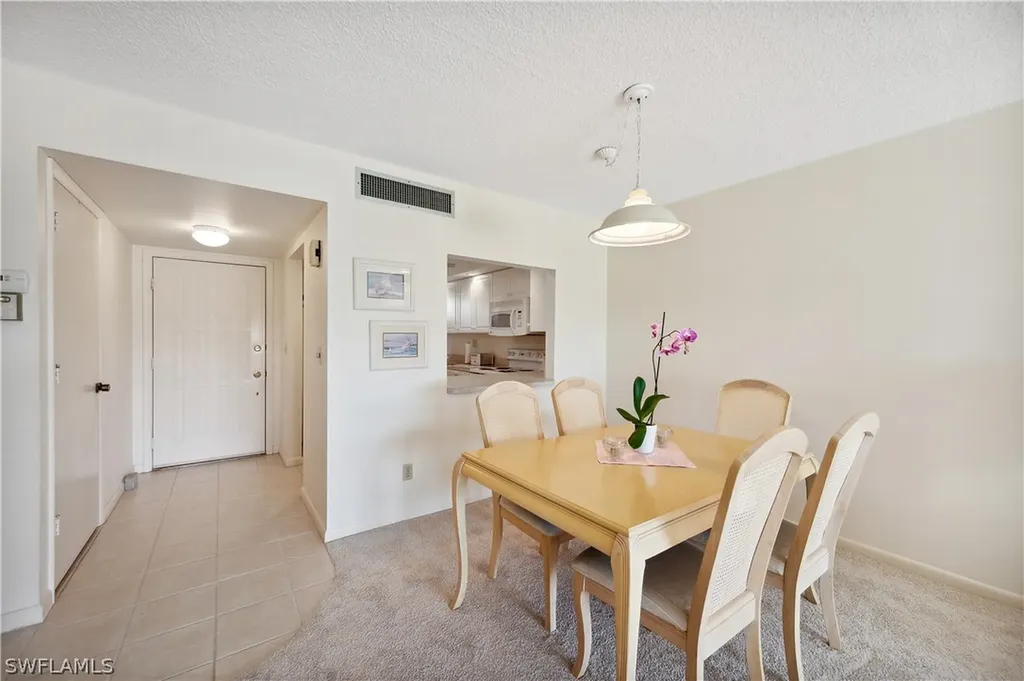 21 High Point Circle E Naples FL 34103