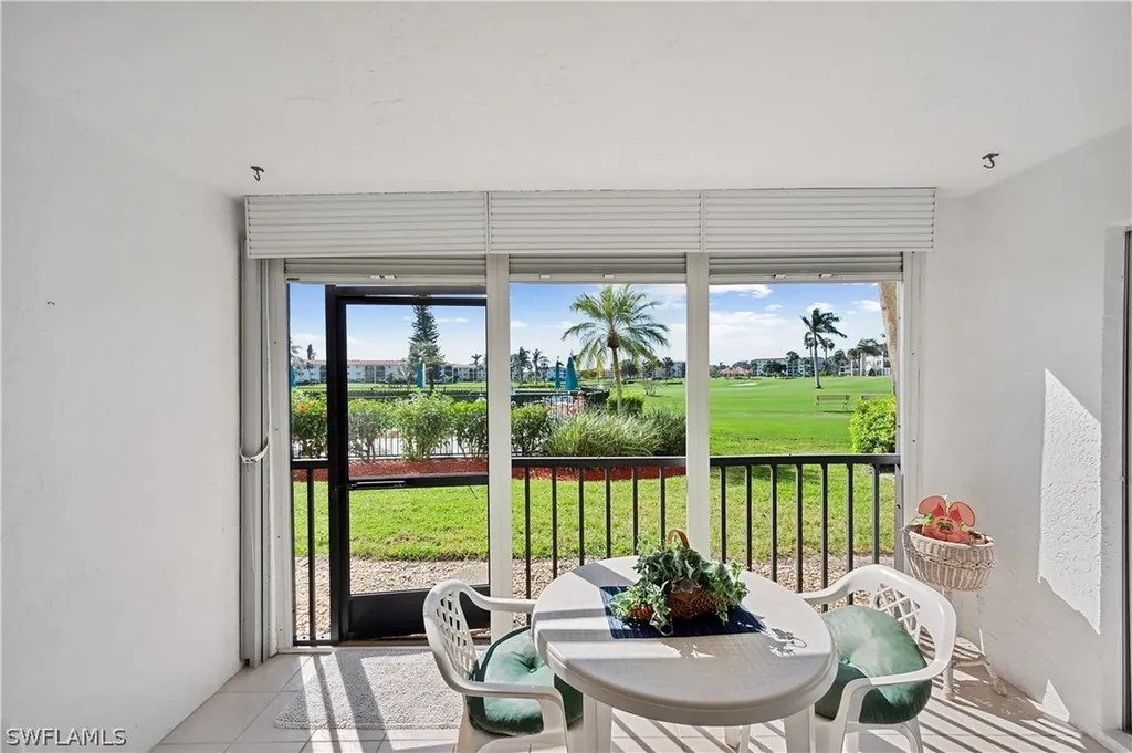21 High Point Circle E Naples FL 34103