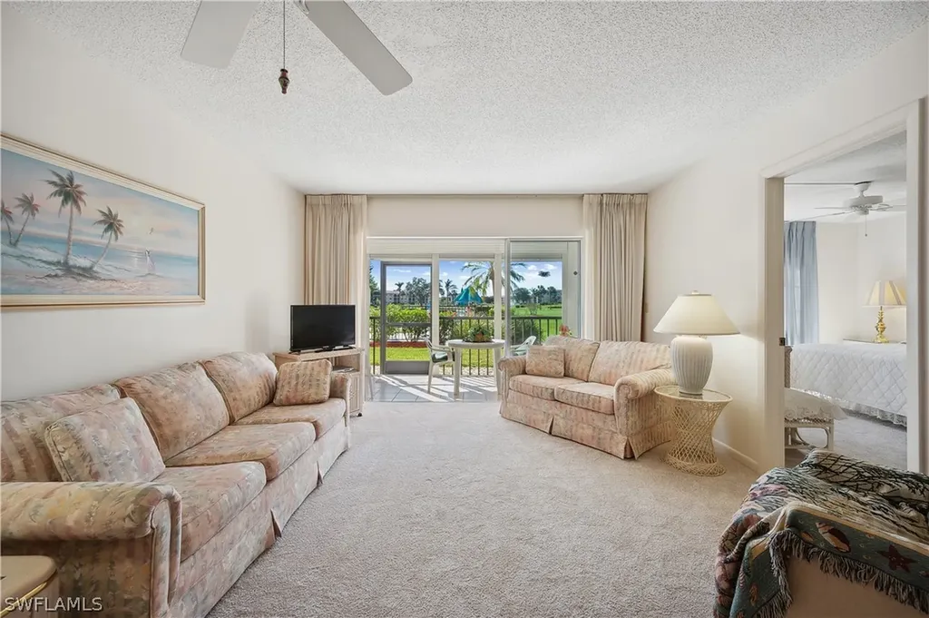 21 High Point Circle E Naples FL 34103