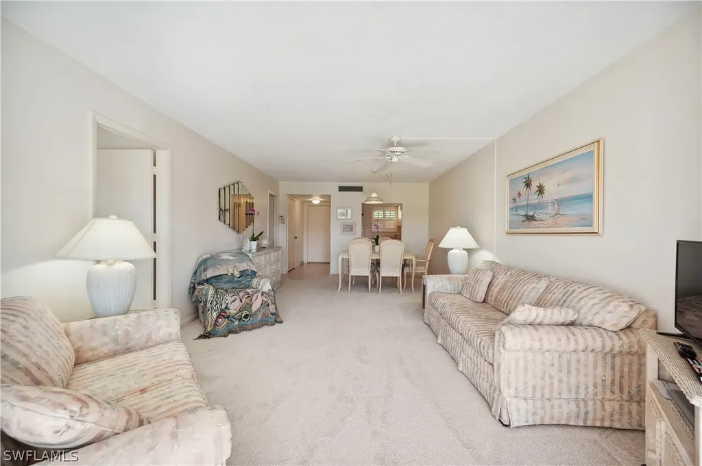 21 High Point Circle E Naples FL 34103