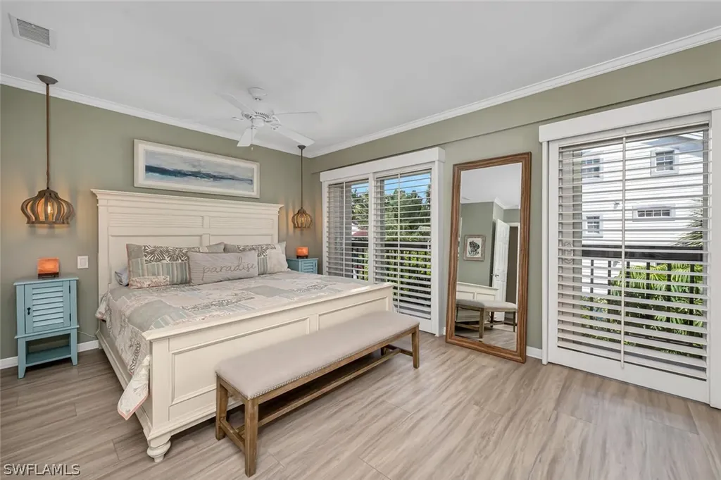 995 9th Avenue S Naples FL 34102