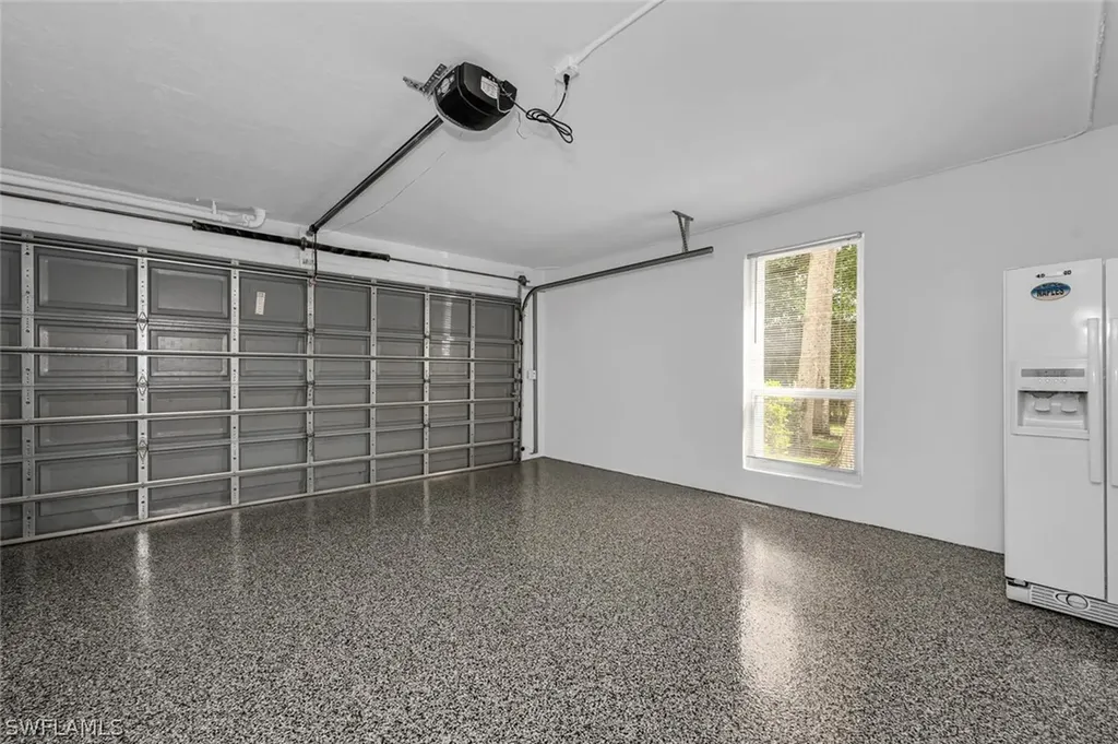 995 9th Avenue S Naples FL 34102