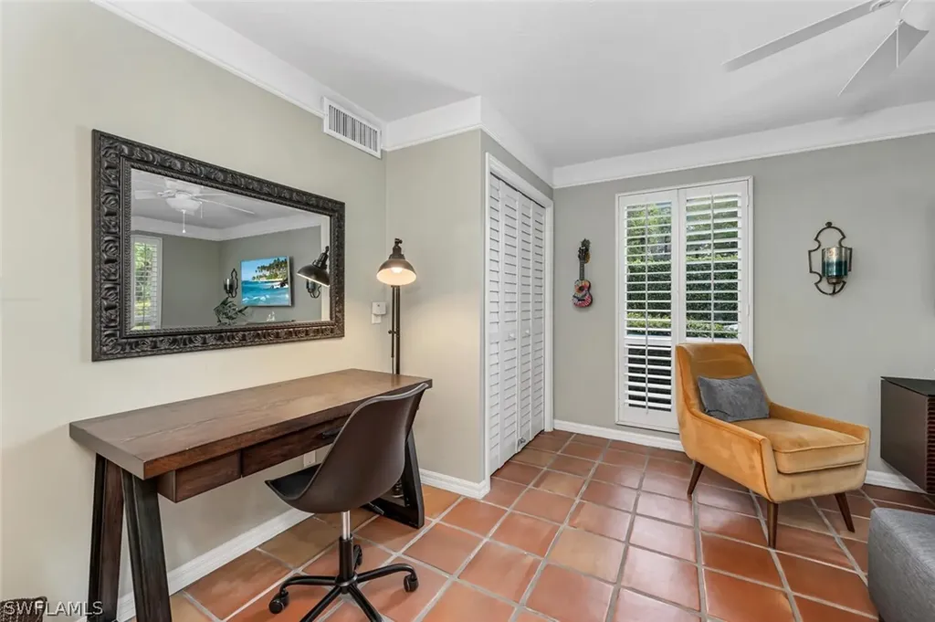 995 9th Avenue S Naples FL 34102