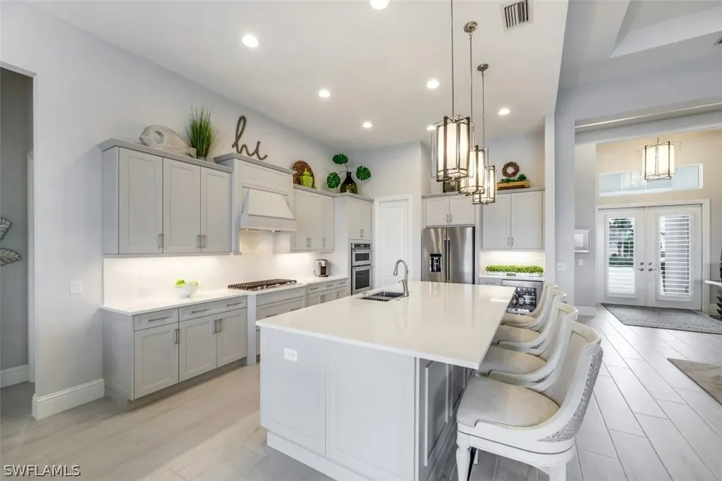 6231 Megans Bay Drive Naples FL 34113