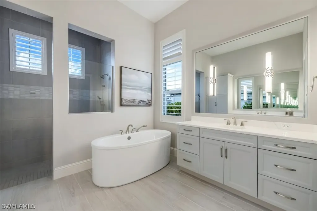 6231 Megans Bay Drive Naples FL 34113