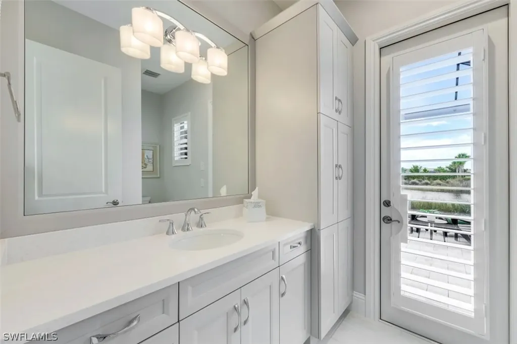6231 Megans Bay Drive Naples FL 34113