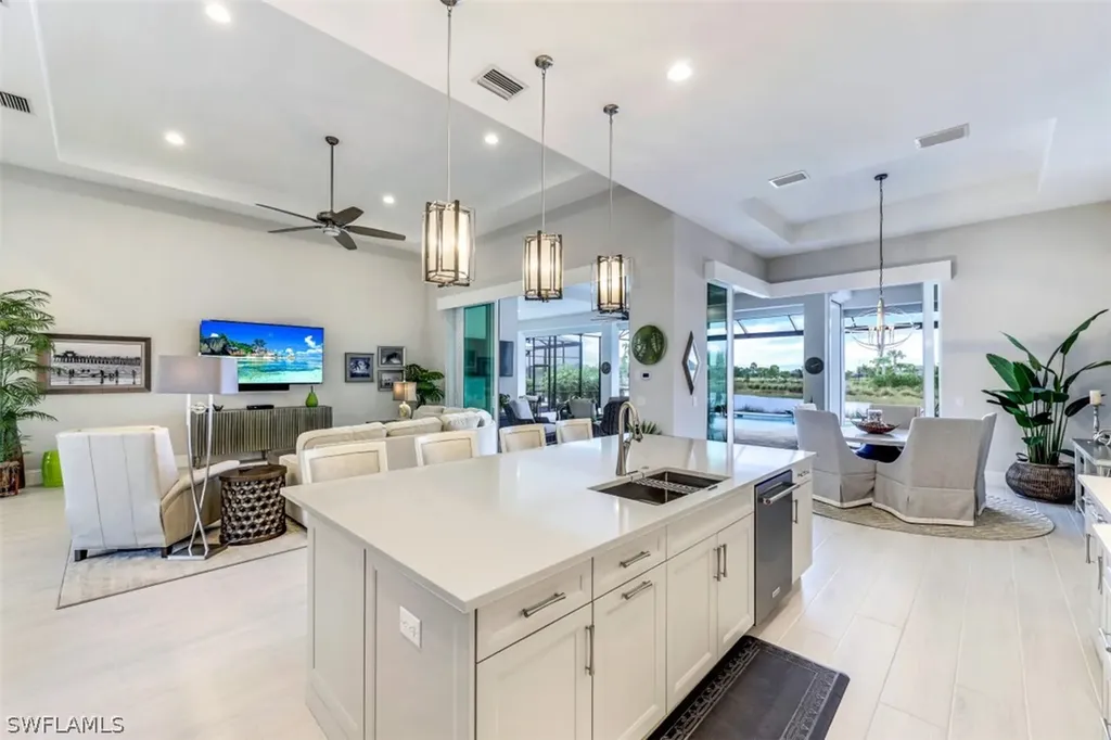 6231 Megans Bay Drive Naples FL 34113