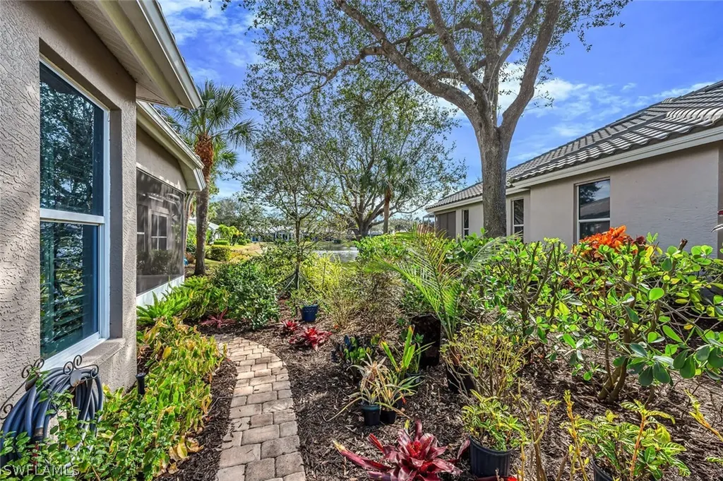 3443 Wildwood Lake Circle Bonita Springs FL 34134