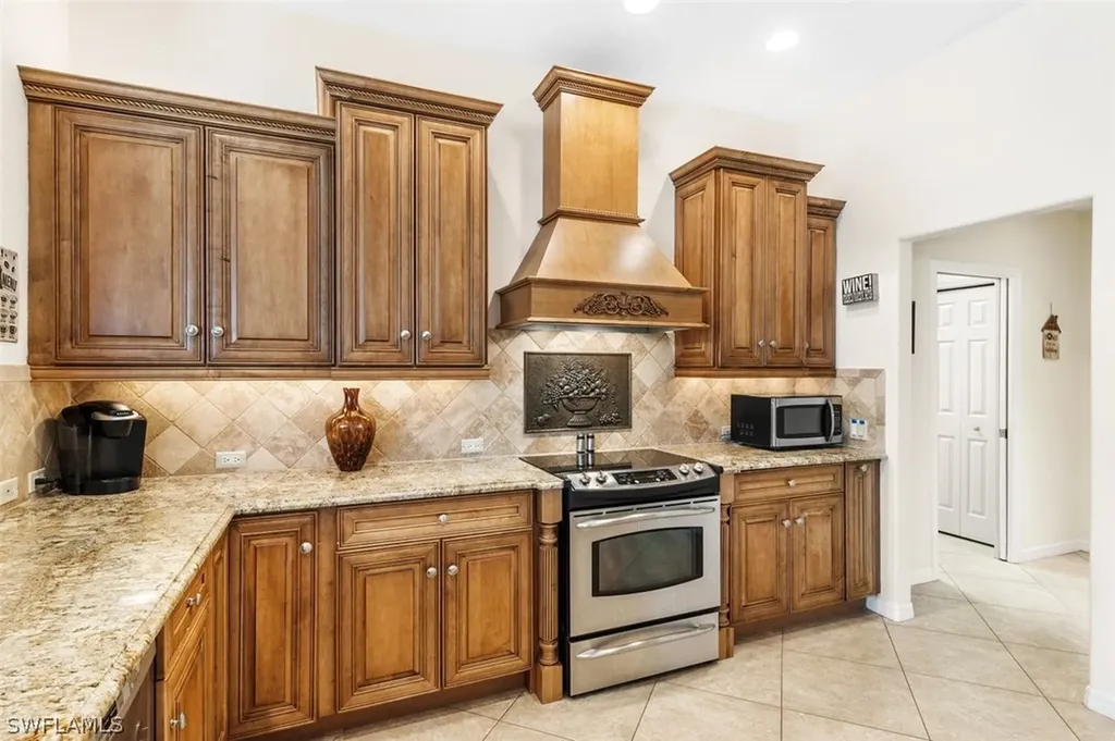 28399 Las Palmas Circle Bonita Springs FL 34135
