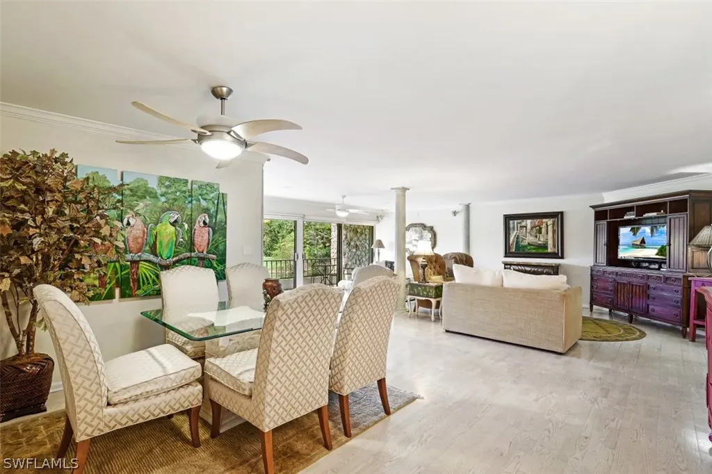 102 Clubhouse Drive Naples FL 34105