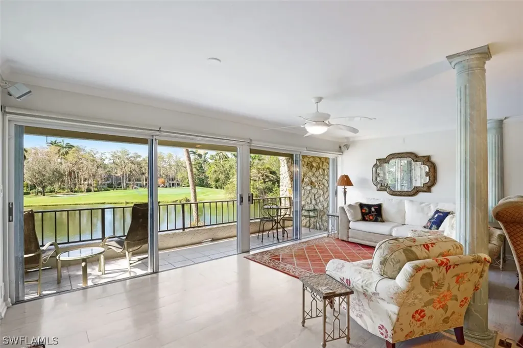 102 Clubhouse Drive Naples FL 34105