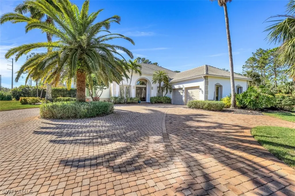 4040 1st Avenue SW Naples FL 34119