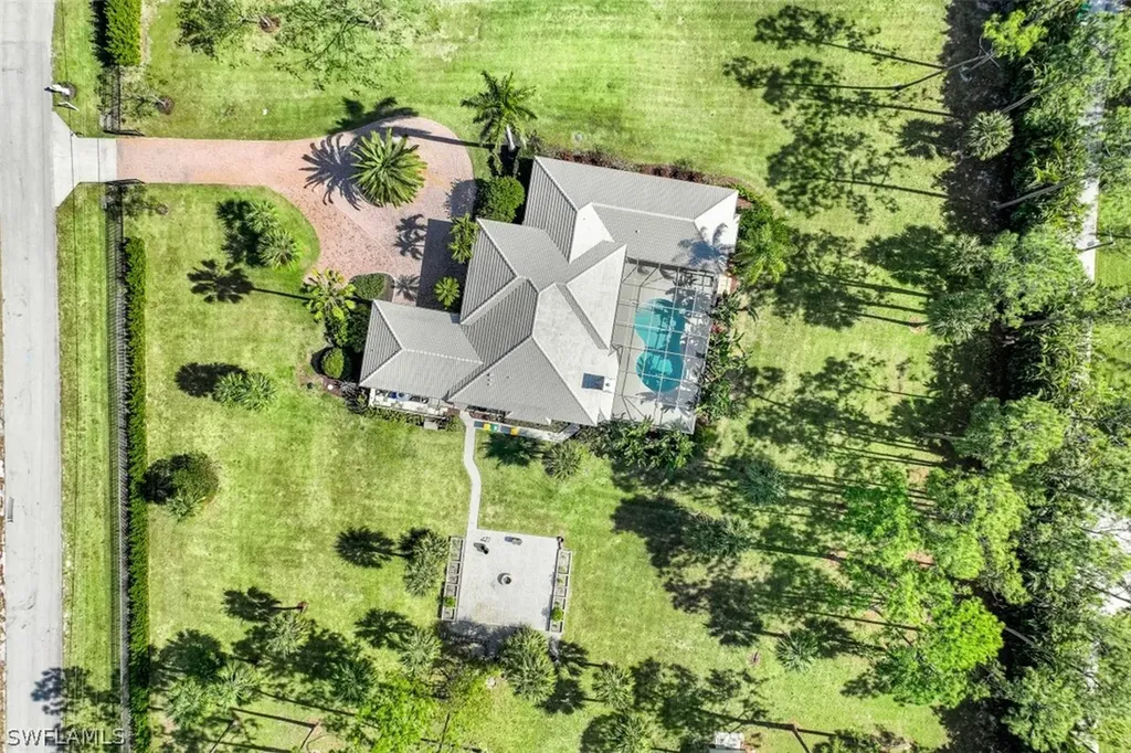 4040 1st Avenue SW Naples FL 34119