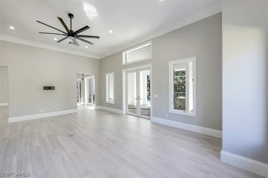 4040 1st Avenue SW Naples FL 34119