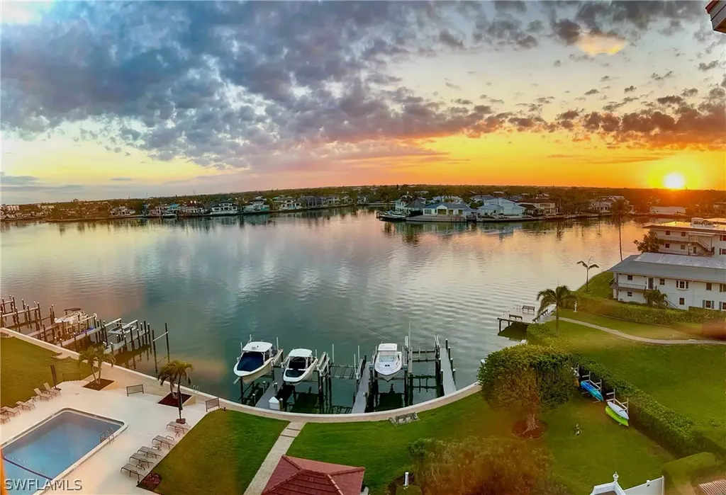 3430 Gulf Shore Boulevard N Naples FL 34103