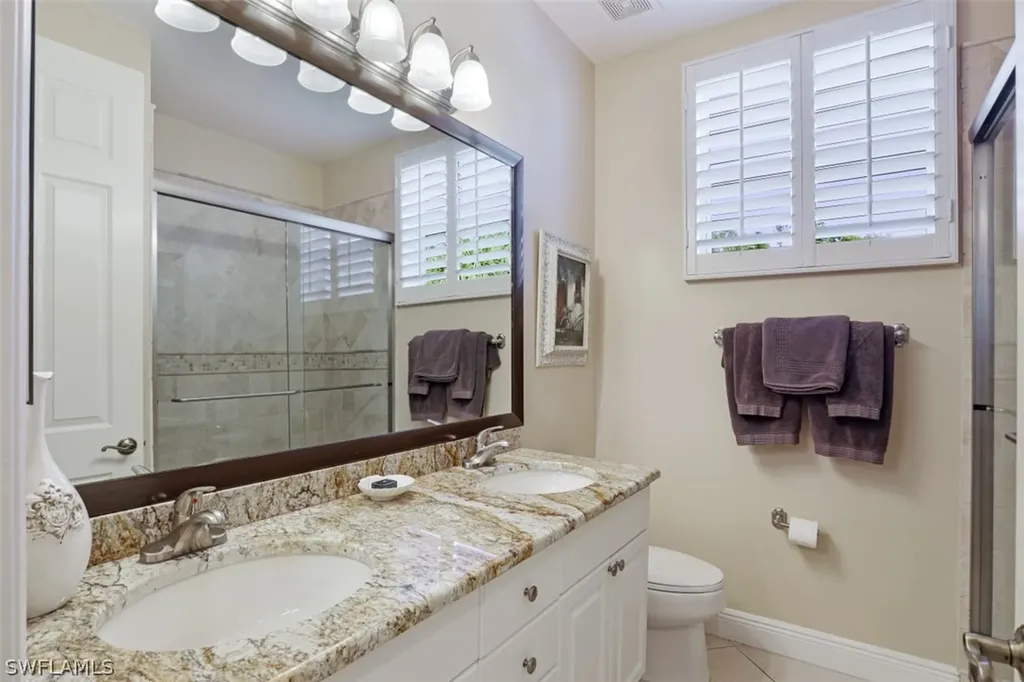 24381 Sandpiper Isle Way Bonita Springs FL 34134