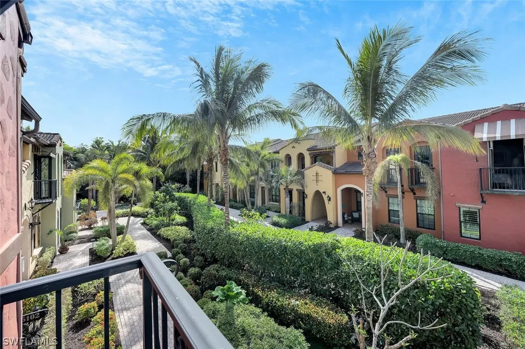 9066 Albion Lane N Naples FL 34113