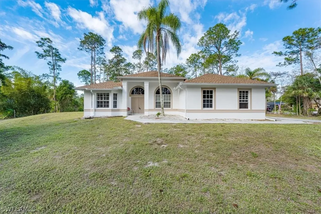 595 31st Street NW Naples FL 34120