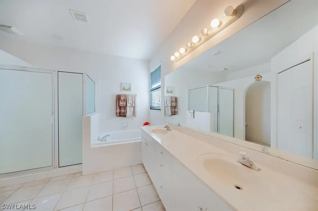 595 31st Street NW Naples FL 34120