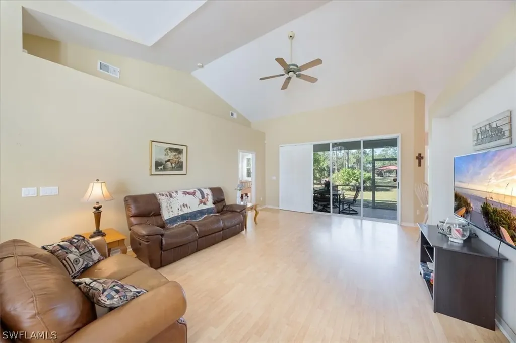 595 31st Street NW Naples FL 34120