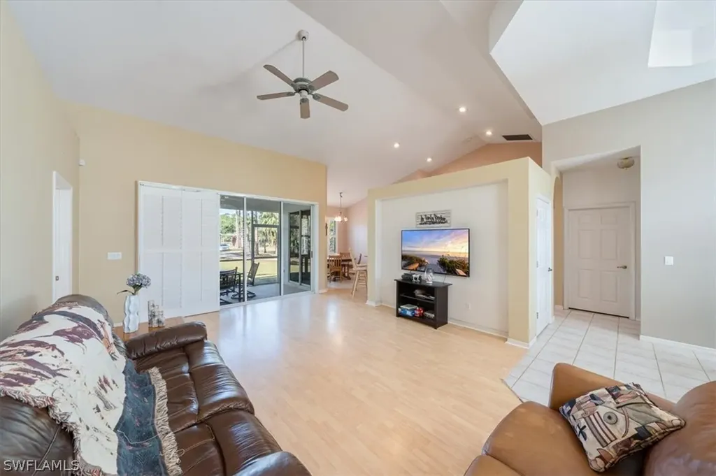 595 31st Street NW Naples FL 34120