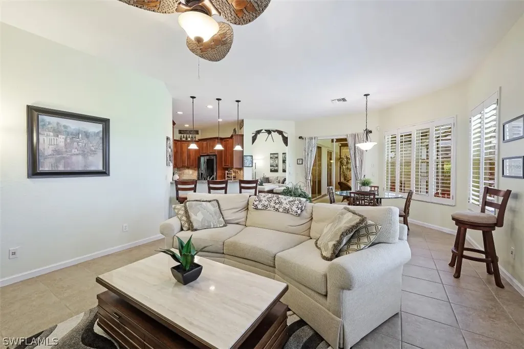 8219 Potomac Lane Naples FL 34104