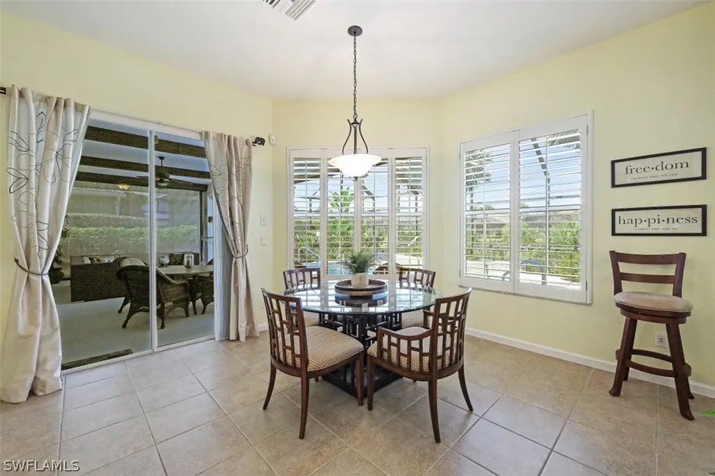 8219 Potomac Lane Naples FL 34104