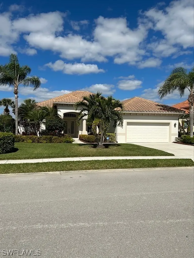 8219 Potomac Lane Naples FL 34104