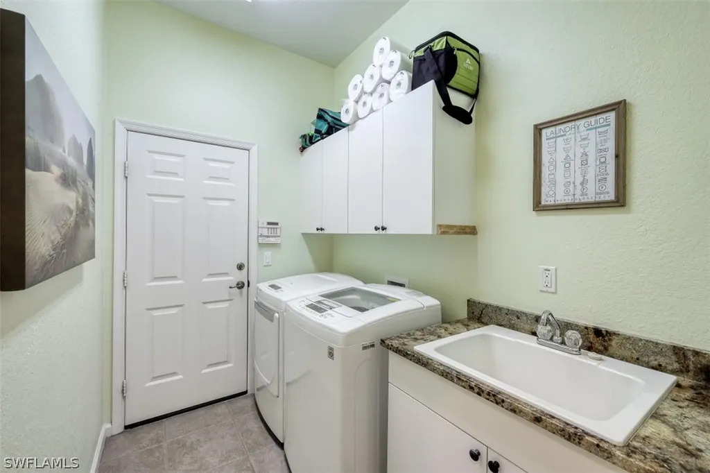 8219 Potomac Lane Naples FL 34104
