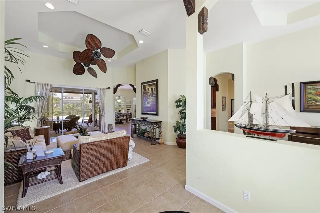8219 Potomac Lane Naples FL 34104