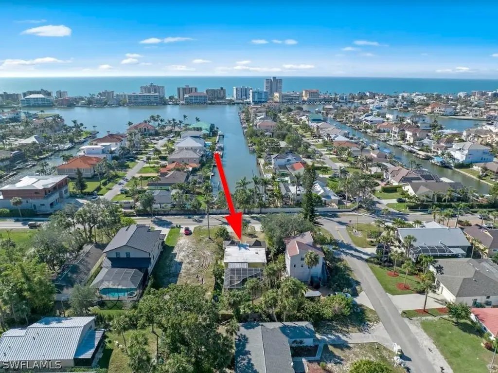 9760 Vanderbilt Drive Naples FL 34108