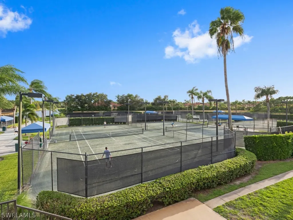 948 Glen Lake Circle Naples FL 34119