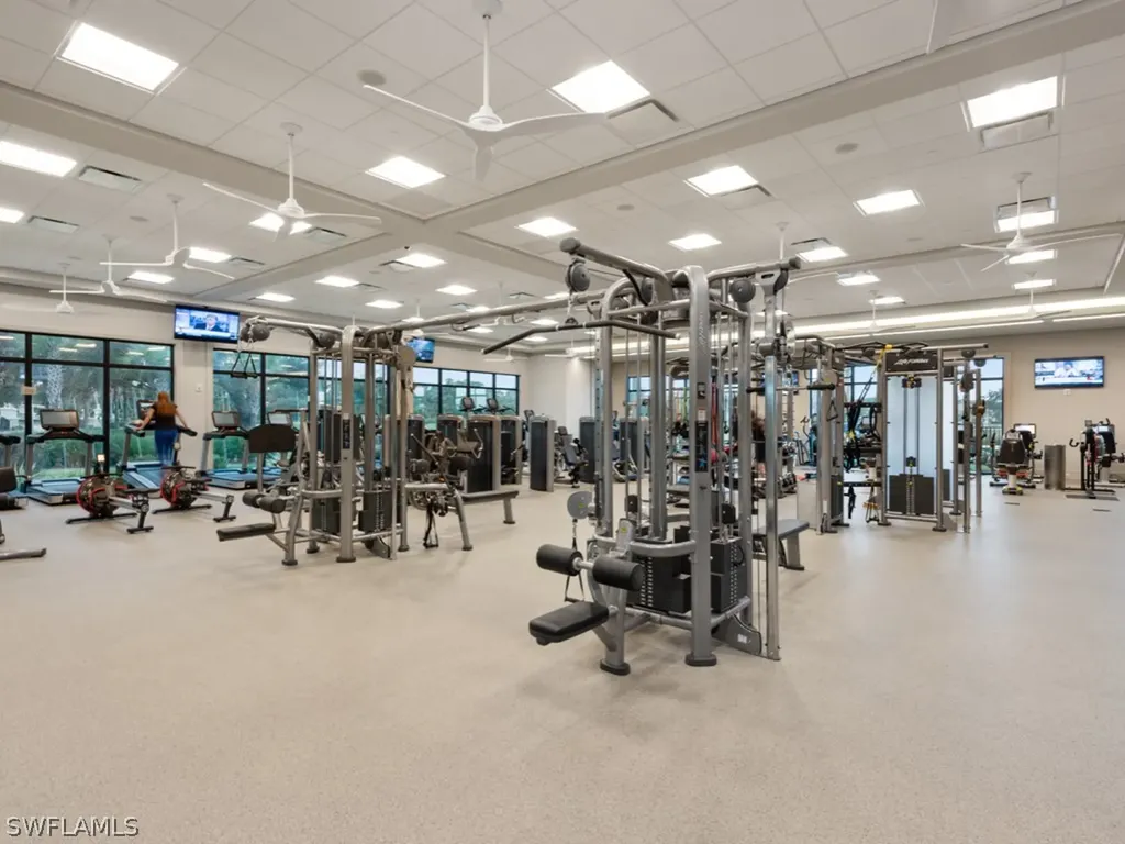 948 Glen Lake Circle Naples FL 34119