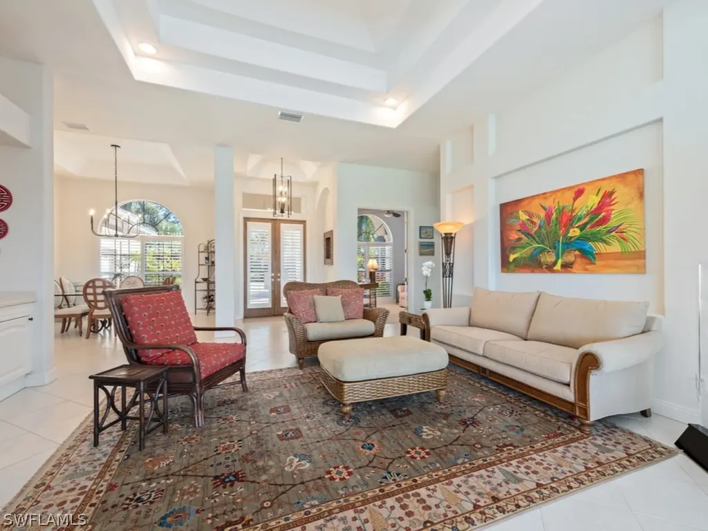948 Glen Lake Circle Naples FL 34119