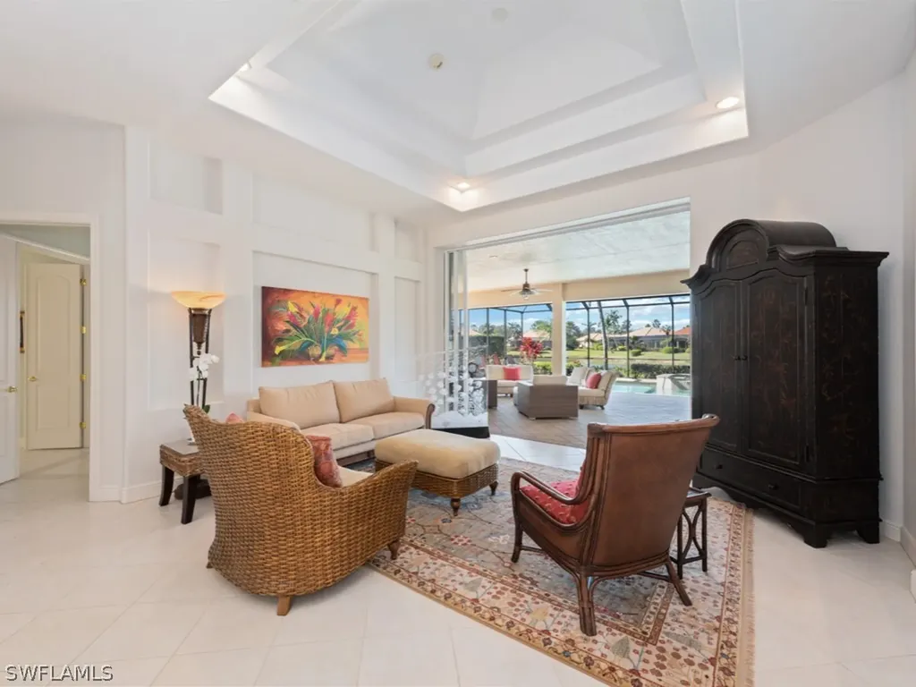 948 Glen Lake Circle Naples FL 34119