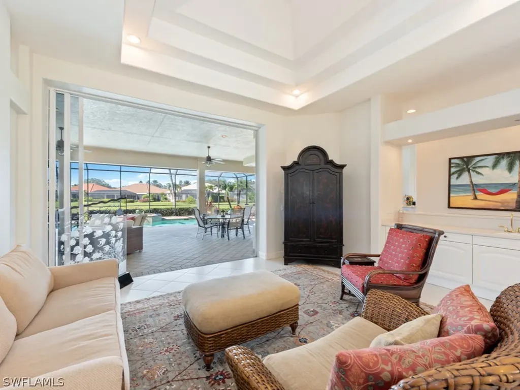 948 Glen Lake Circle Naples FL 34119