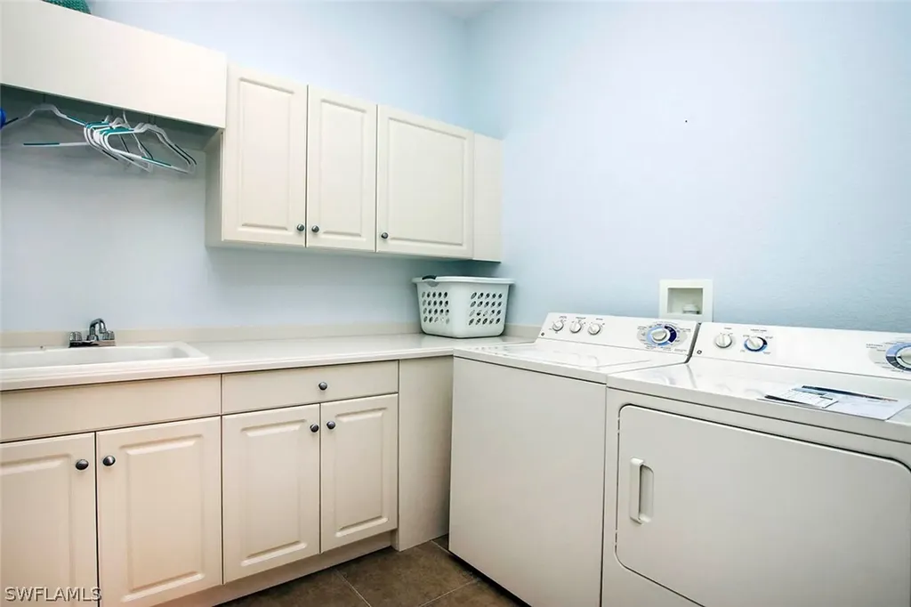 15751 Prentiss Pointe Circle Fort Myers FL 33908