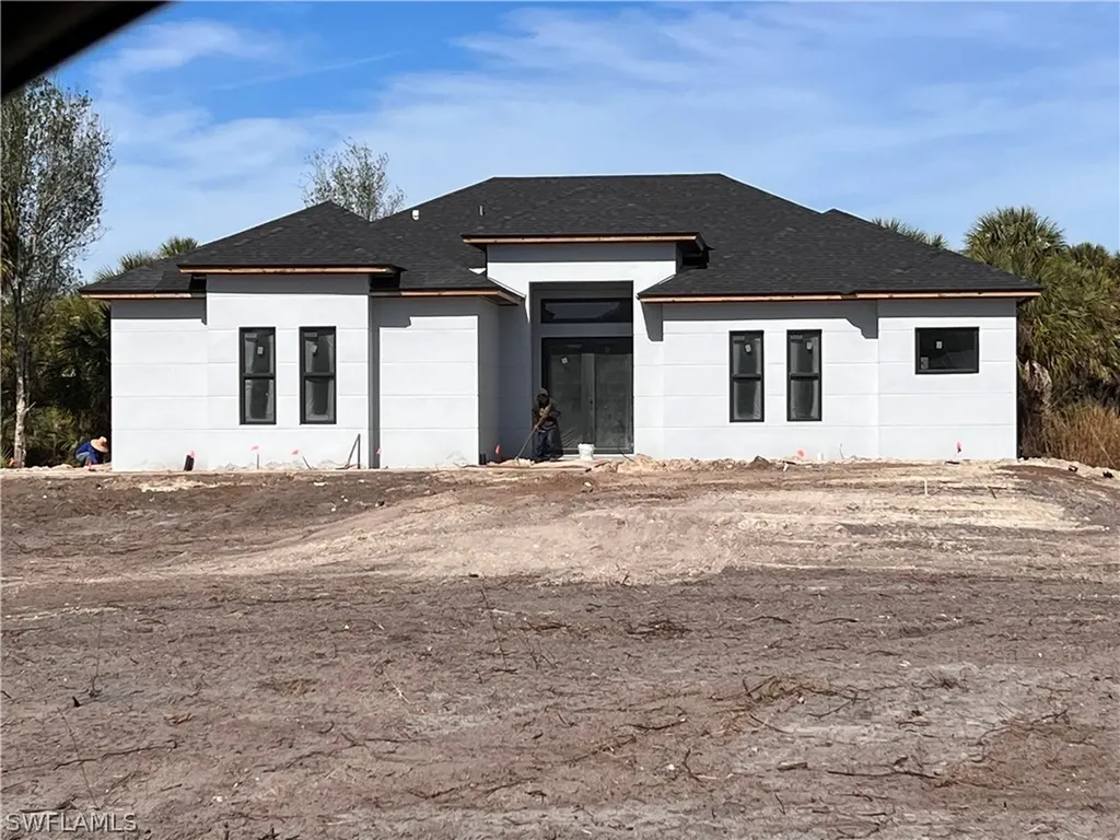 2619 2nd Avenue SE Naples FL 34117
