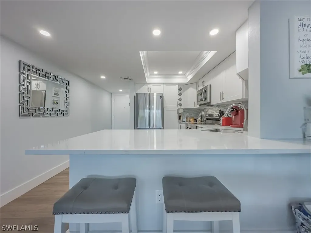 53 High Point Circle W Naples FL 34103