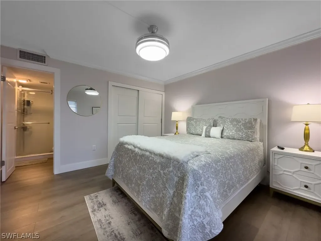 53 High Point Circle W Naples FL 34103