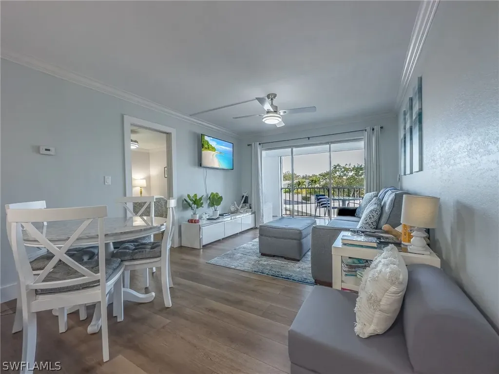 53 High Point Circle W Naples FL 34103