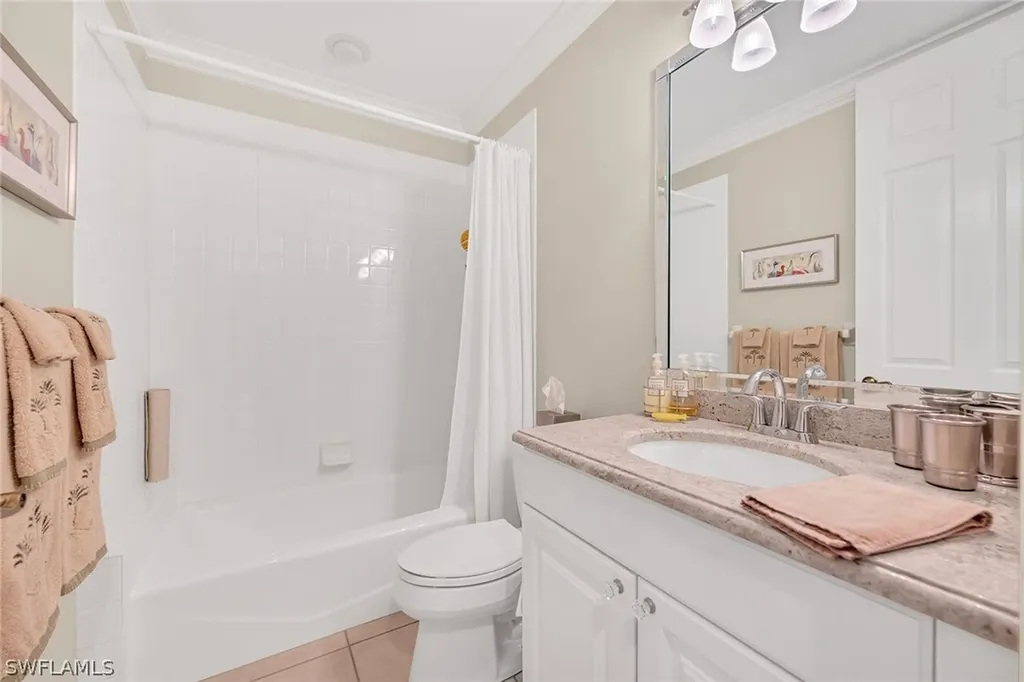 8444 Abbington Circle Naples FL 34108