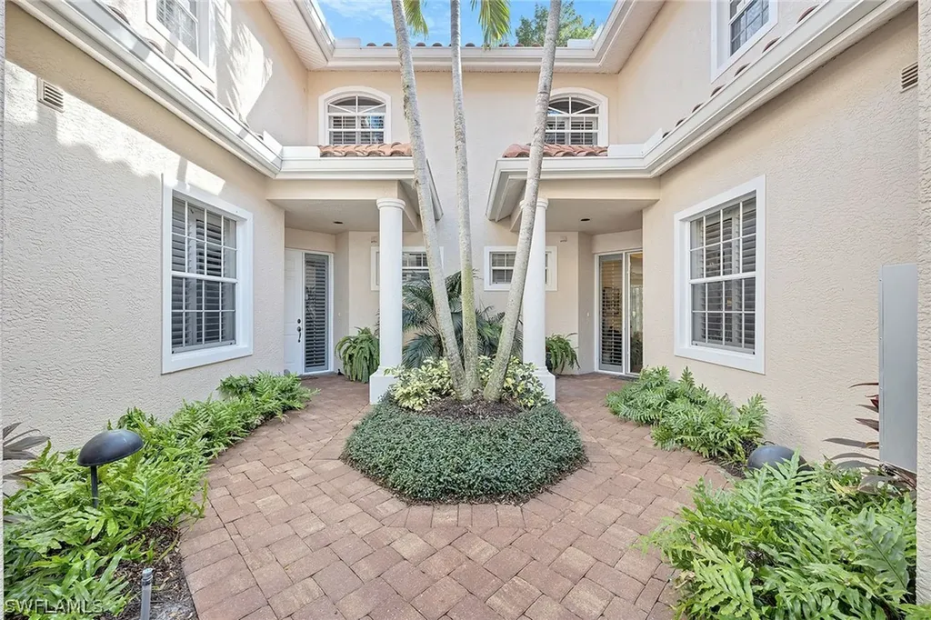 8444 Abbington Circle Naples FL 34108
