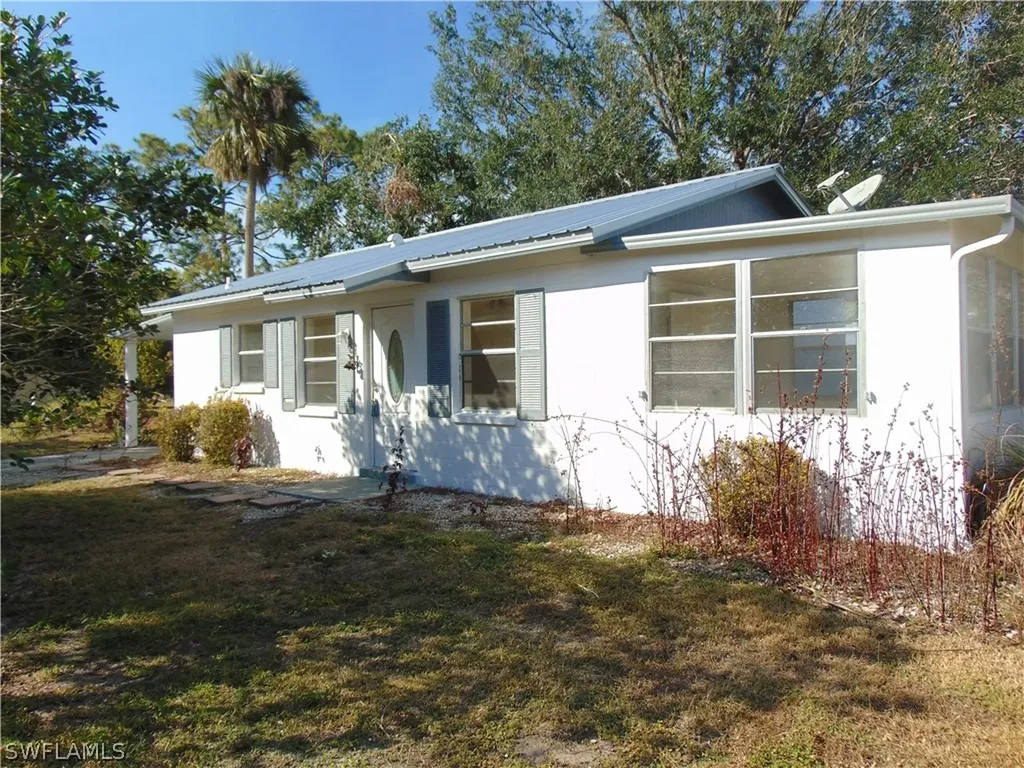 312 Stanford Street Lehigh Acres FL 33936